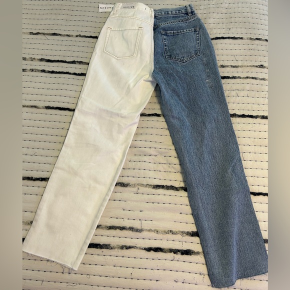 PacSun High Rise Straight Ripped Jeans. - Picture 2 of 5